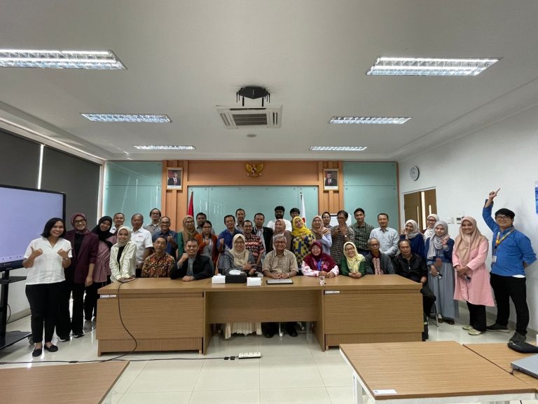Mohammad Sofyan Menjadi Narasumber Olahdata dengan Smart-PLS bagi Peneliti BRIN di LIPI BRIN Cibinong
